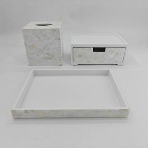 Set Decorativo per <span class=keywords><strong>Bagno</strong></span> con <span class=keywords><strong>Adesivi</strong></span> a Conchiglia, <span class=keywords><strong>Accessori</strong></span> in Resina, Dispenser di Sapone di Lusso, Portasapone e Vassoio per Casa e Hotel - Product Image 3