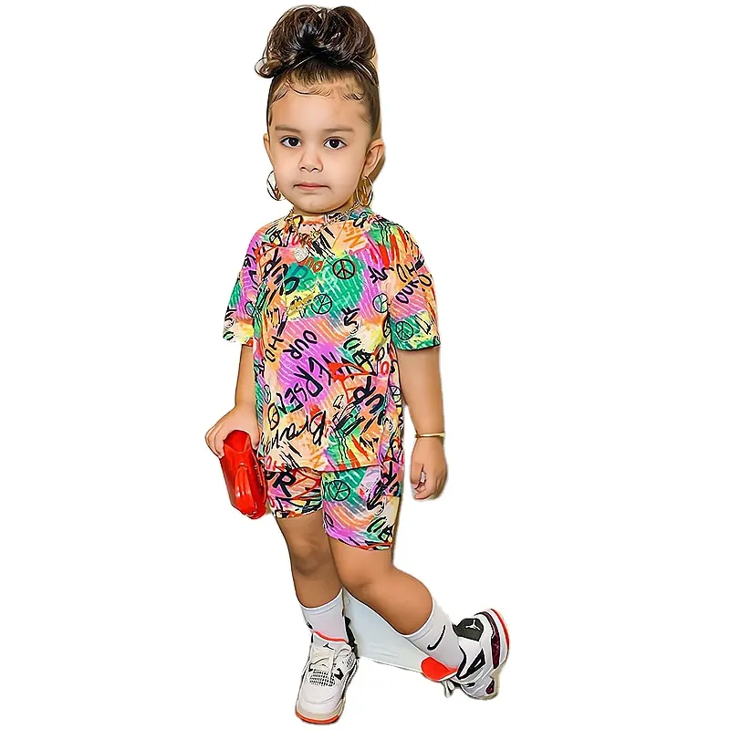 Girls' fashionable printed casual short sleeved shorts set