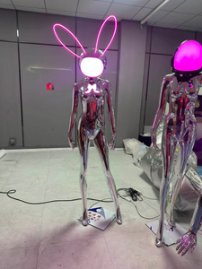 Scultura LED Personalizzata di Ragazza Futuristica: Popolare Rappresentazione della Tecnologia Futura e dell'Arte Sensoriale nella Decorazione - Product Image 5