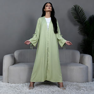 Robe Abaya de Luxe Personnalisée en Polyester Imprimé de Haute Qualité avec Ouverture sur le Devant et Hijab pour Femmes Musulmanes - Product Image 4