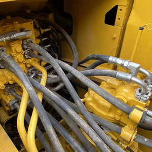 รถขุดโคมัตสุมือสองคุณภาพสูง รุ่น PC200-8 สำหรับขาย รุ่น PC200-8MO PC200-8N1 ได้รับการรับรองจาก EPA และ CE - Product Image 6