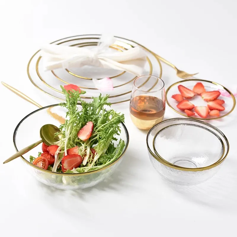 Vente en gros d'assiettes de dîner personnalisées, chargeur 13 pouces, verre transparent avec bordure métallique, assiette en verre, plat rond sans motif, 12 pièces