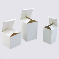 Boîte en carton rigide carrée blanche imprimée sur mesure, tailles assorties, fermeture magnétique, recyclable, à extrémité rabattable, pour l'électronique grand public