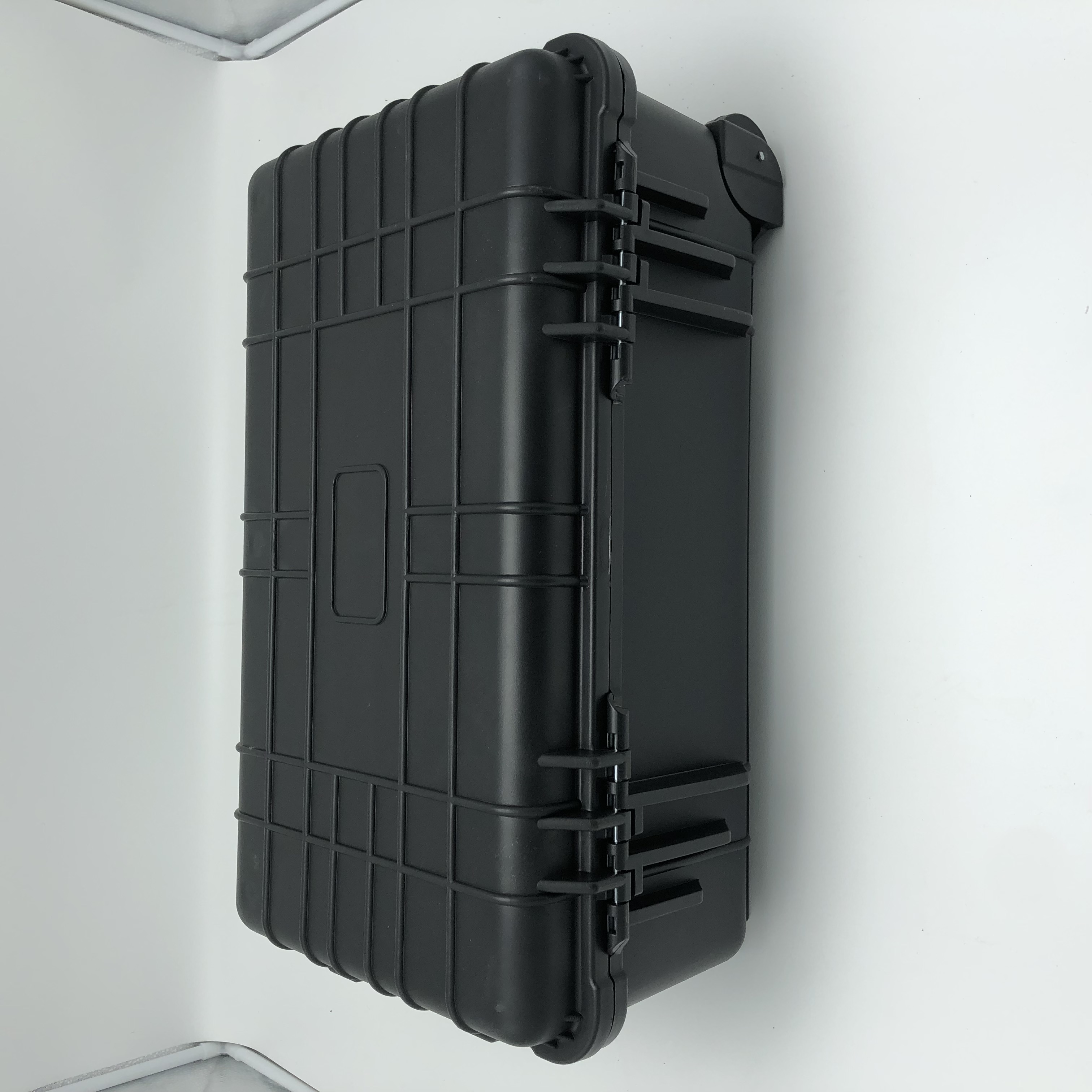 APACHE 5800 DARER Case - Large Waterproof Hard Shell Suit Case for