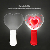 Bâtons lumineux LED en forme de cœur de 9 pouces en gros, baguettes lumineuses en acrylique personnalisées pour concerts et événements, fournitures de fête, cadeaux promotionnels