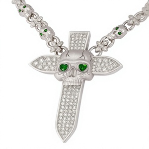 Pendentif croix crâne en moissanite et argent 925 avec incrustation de diamants yeux verts, style punk, collier unisexe, breloque - Product Image 1