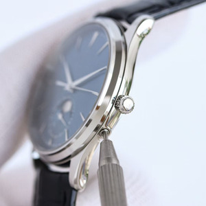 Reloj Mecánico Premium para Hombre con Indicador de Fase Lunar, Precisión en la Medición del Tiempo, que Muestra un Temperamento Elegante y Sofisticado - Product Image 2