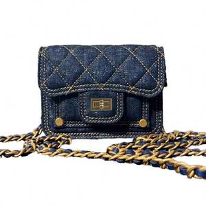 Bolso de Mano Tipo Clutch de Terciopelo con Cuentas Pesadas y Pedrería Hecha a Mano para Bodas, Bolso de Mujer de la India - Product Image 1