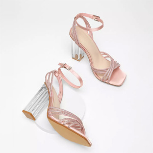 Vendita all'Ingrosso di Scarpe con Plateau in Cristallo alla Moda, <span class=keywords><strong>Tacchi</strong></span> Alti Slip-on, Sandali con Suola Spessa da Donna in Stile Europeo e Americano - Product Image 5