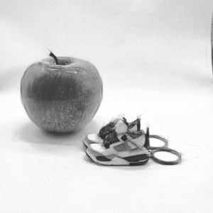 Porte-clés 3D en PVC en forme de <span class=keywords><strong>mini</strong></span>-chaussure de basket, modèle de chaussure de sport avec un savoir-faire exquis pour les amateurs de baskets - Product Image 1