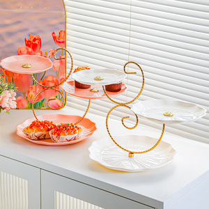 Plateau à fruits multi-niveaux en plastique sculpté, couleur unie, présentoir de table intérieur pour collations et desserts - Product Image 1