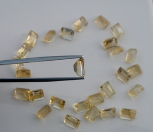 พลอยซิทรินสีเหลืองธรรมชาติทรงเอเมอรัลด์คัท 8x6 มม. 1.5 กะรัต ไม่ผ่านการบำบัด รับรองโดยบุคคลที่สาม พร้อมคุณสมบัติเรืองแสง สำหรับทำเครื่องประดับ - Product Image 5