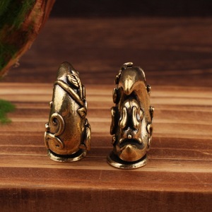 Adorno de Conejo de Jade y Latón, 2 Piezas, Estilo Chino Retro, Decoración para el Hogar, Regalo para Sala de Estar, Diseño de Follaje - Product Image 3