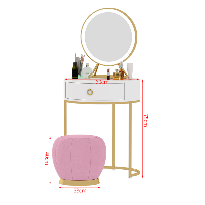 Table blanche diamètre 60cm, miroir LED, chaise citrouille.