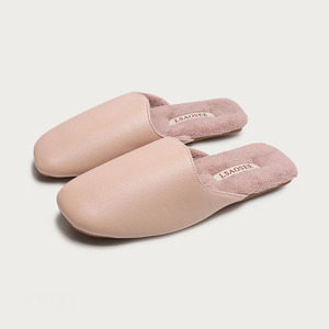 Chaussons élégants en cuir de couleur unie avec bordure en forme d'arc, doublure en polaire imperméable, semelle en caoutchouc antidérapante, pour couple, usage domestique - Product Image 4