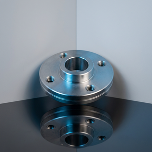 Bride de montage robuste pour tracteurs, équipements de construction et assemblages mécaniques – Acier S20C/S25C - Product Image 1