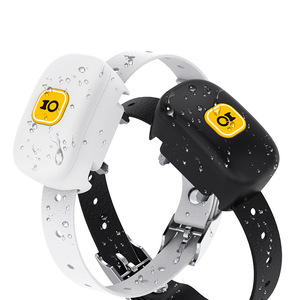 ปลอกคอฝึกสุนัขแบบรีโมทคอนโทรล กันน้ำ ฟังก์ชั่นหลากหลาย ควบคุมการเห่า สำหรับสัตว์เลี้ยง พร้อมรีโมทแบบตัวต่อตัว และสองขนาด - Product Image 1