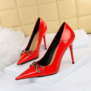 Elegant Dignified Ladies' High Heel <b>Pumps</b> Patent Leather Design Metal Buckle Decoration Plus Size for Summer Formal Occasions - Product Image 3