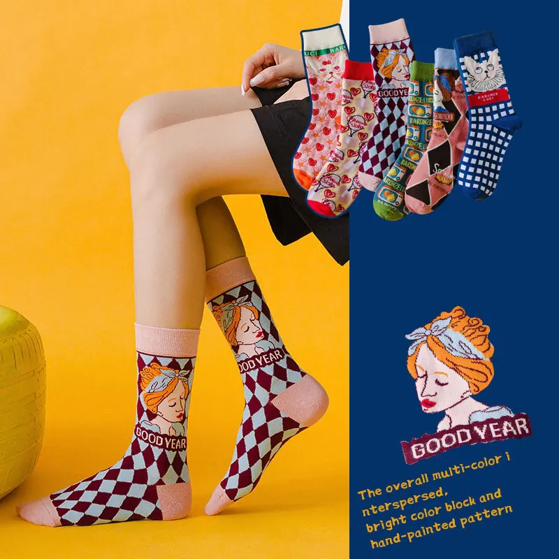 कस्टम मोजे लोगो निर्माता नवीनता Socken Calcetin मजेदार बातें टखने क्रू देवियों महिलाओं कढ़ाई कार्टून अजीब मोजे