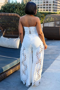 O6169-2026 Nuovi Arrivi Elegante Top Senza Spalline Traforato e Pantaloni a Gamba Larga Set Due Pezzi <span class=keywords><strong>Abbigliamento</strong></span> Donna - Product Image 5