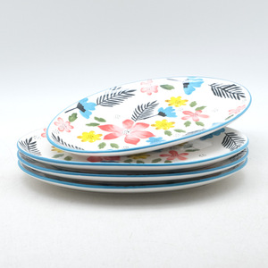 Assiette en céramique florale créative sur mesure, style japonais et occidental haut de gamme, pour usage domestique, sous glaçure. - Product Image 1