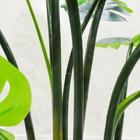 Bon marché Prix Grande Feuille En Plastique Faux Intérieur Petite Plante Artificielle Monstera Arbre En Pots Pour Table Décor De Bureau