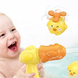 Giocattolo del bagno del bambino di vendita caldo anatre galleggianti <span class=keywords><strong>doccia</strong></span> giocattolo <span class=keywords><strong>vasca</strong></span> da bagno bambini Spray acqua anatra irrigatore giocattolo - Product Image 2