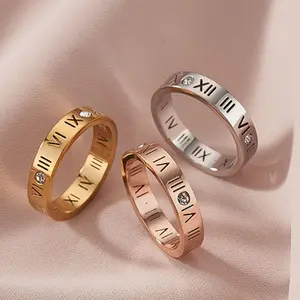 Fashioned 18 K Banhado A Ouro Noivado Mulheres Zircão Anéis De Casamento Rose Gold Roman Numerais Anéis De Aço Inoxidável Cz Anel