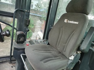 Secondhand Liugong 4215 <strong>Motor</strong> <strong>Grader</strong> with Good Performance Cheap Price on Sale-Engine and Pump As Core Components - Product Image 4