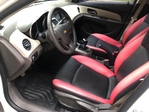 Véhicule à essence à bas <span class=keywords><strong>prix</strong></span>, prêt à être expédié, berline 5 portes 7 places <span class=keywords><strong>Chevrolet</strong></span> <span class=keywords><strong>Cruze</strong></span> 2024 1.5L Turbo automatique conduite à gauche cuir - Product Image 5