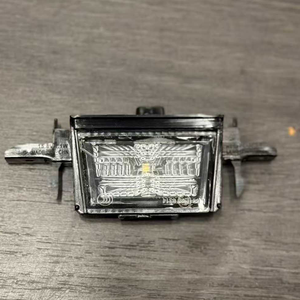 Accessoires automobiles JOESHIER : Feu de plaque d'immatriculation arrière pour Tesla Model Y/YL 25-26 – Ensemble de feux de jour à LED avec lentille et phare - Product Image 3