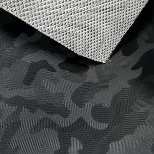 Cuero Sintético PU Suave Perlado con Patrón de Cuadros Elástico 3D de 0.9mm y Diseño de Humo 3D de Alta Calidad - ¡Venta Caliente! - Product Image 3