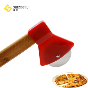 Cortador de <span class=keywords><strong>Pizza</strong></span> en Forma de Hacha con Cuchilla Redonda de Acero Inoxidable, Rodillo Cortador Fácil de Usar, Utensilio de Cocina - Product Image 4