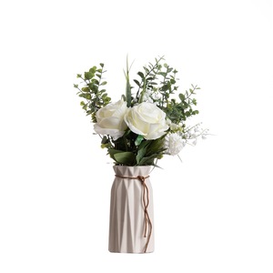 Ramo de Rosas Artificiales Chloe Rose, Decoración Blanca para Bodas, Arreglo Floral de PVC Suave, CF01139 - Product Image 5