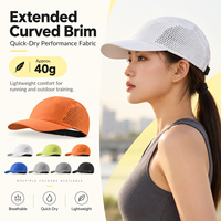 Casquette de course personnalisée à 5 panneaux, légère, respirante, en polyester perforé au laser, avec logo
