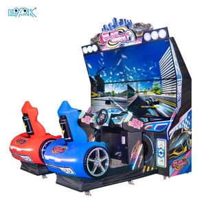 Machine de jeu de course dynamique pour enfants de parc d'attractions, simulateur de <span class=keywords><strong>conduite</strong></span> de <span class=keywords><strong>voiture</strong></span> à monnayeur avec 4 écrans de 65 pouces - Product Image 1