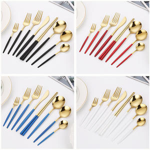 Juego de cuchillos y cucharas de acero inoxidable 304, oro negro para vajilla portuguesa, cubiertos desechables de alto valor para fiestas, filetes - Product Image 2