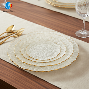 Assiettes <span class=keywords><strong>de</strong></span> présentation <span class=keywords><strong>en</strong></span> <span class=keywords><strong>verre</strong></span> à bord doré personnalisées Samyo pour la décoration <span class=keywords><strong>de</strong></span> tables <span class=keywords><strong>de</strong></span> mariage, d'hôtels <span class=keywords><strong>et</strong></span> <span class=keywords><strong>de</strong></span> fêtes - Product Image 1