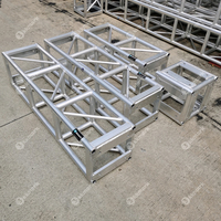 Sistema de Estructura de Aluminio Plateado Personalizado para Stands de Exhibición, Resistente y Curvo, para Ferias Comerciales
