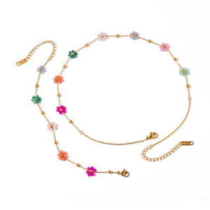Collana in Acciaio al Titanio con Perline Floreali Colorate Retrò per Donne, Elegante Collana a Catena con Piccoli Fiori, Regalo per Amiche - Product Image 3