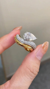Bague de fiançailles APRICOT JEWELS 3 carats en diamant de laboratoire taille poire, en or jaune 14K, certifiée IGI, luxe, style hip-hop, pour mariée, haute joaillerie - Product Image 5