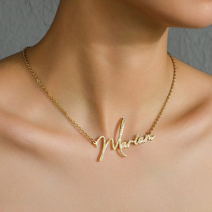 Collar con Colgante de Nombre Personalizado Chapado en Oro al por Mayor, con Circonita Cúbica y Engaste Pavé de Diamantes, para Uso Diario de Mujer - Product Image 3
