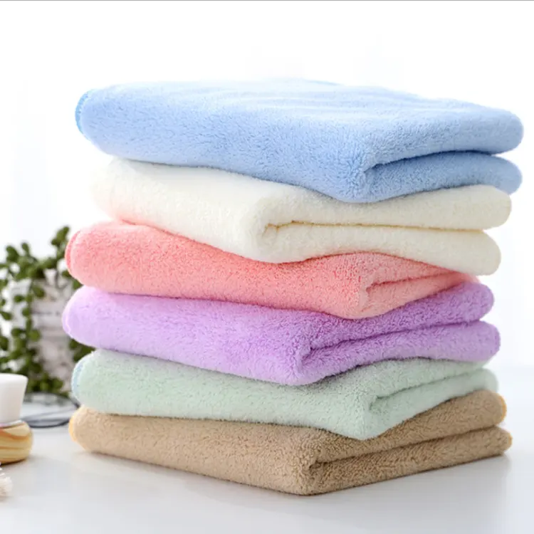 थोक उच्च गुणवत्ता फैशन घनत्व नरम कोरल नई डिजाइन शैली स्नान तौलिया मूंगा ऊन तौलिया