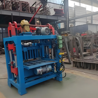 Petite machine automatique de fabrication de pavés autobloquants avec moule PLC, dotée d'un moteur, d'un roulement, d'une engrenage et d'une ligne de production de briques de sable