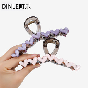 Pince à cheveux en forme de cœur Dinle 14 cm pour femme, accessoire de coiffure pour la Saint-Valentin - Product Image 1
