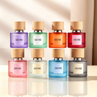 Großhandel Mattierte Parfümflaschen 30ml 50ml 100ml – Leere Glas-Parfümflaschen nach Maß mit Holzverschluss und Sprühkopf