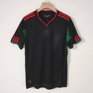 Camisetas de Fútbol Sublimadas Personalizadas con MOQ Bajo, Transpirables, de Manga Corta, con Logotipo y Números del Equipo, 100% Poliéster - Product Image 2