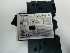 Gv2me07 Handleiding 1 6 <span class=keywords><strong>2</strong></span> 5a 2pk Nieuw Origineel Direct Leverbaar Industriële Automatisering Pac Specifieke PLC Programmeercontroller - Product Image 4