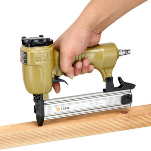 Cloueuse pneumatique F30A, diamètre des clous de 2,5 mm, en alliage d'aluminium, avec cordon, OEM, pour le travail du bois et la rénovation - Product Image 1
