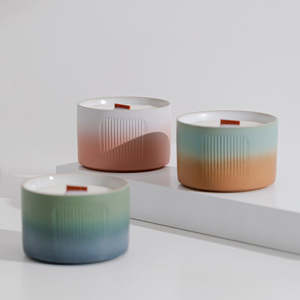 เทียนหอมอโรมาเธอราพีทำมือ AIKUN จำหน่ายส่ง ปรับแต่งฉลากส่วนตัว บรรจุในโถเซรามิก กลิ่นหอมติดทนนาน เหมาะสำหรับเทศกาล ดิวาลี ร้านค้าปลีก - Product Image 1